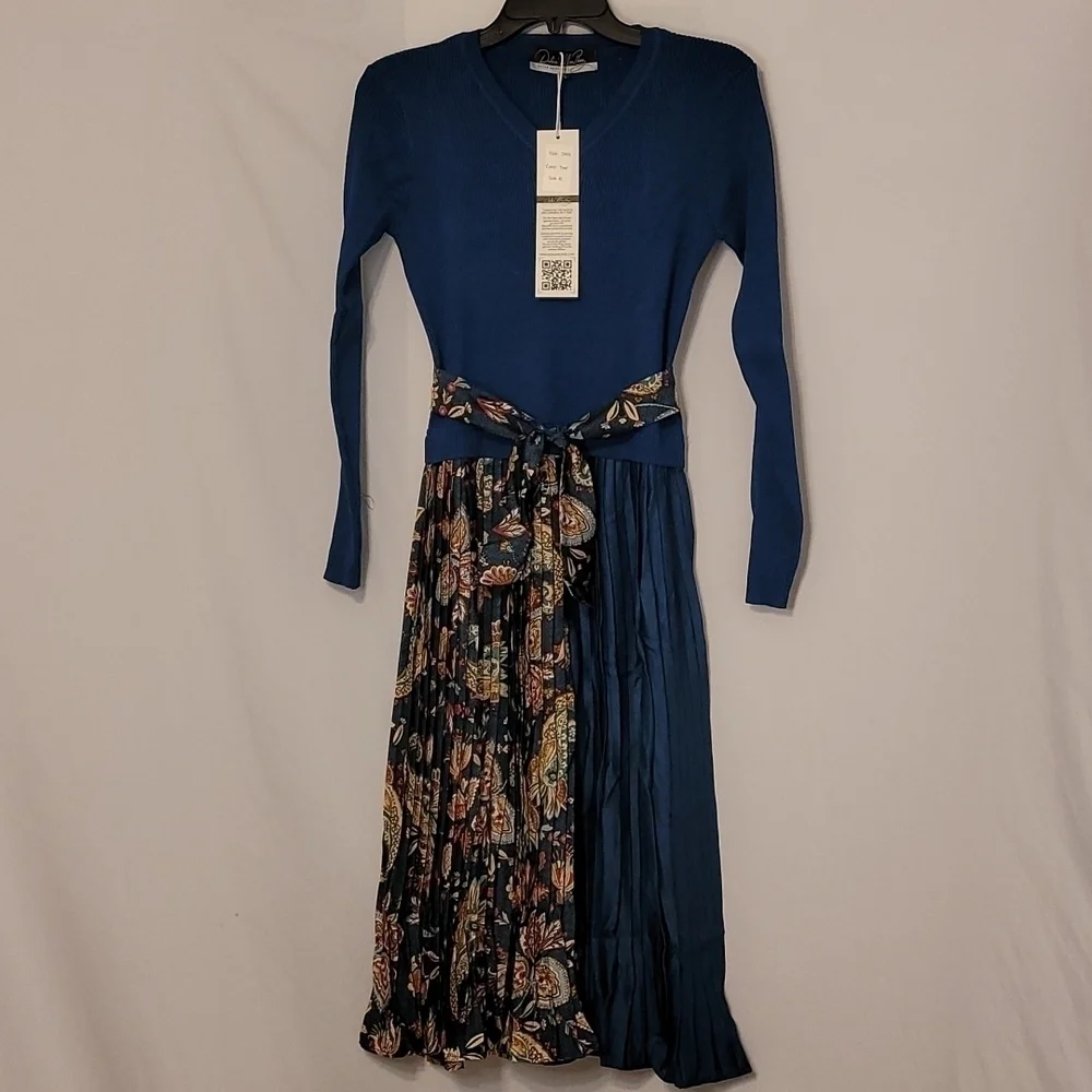 𝅺Dalia Macphee Jewel Neck Sweater Dress with Paisley Pleated Skirt
